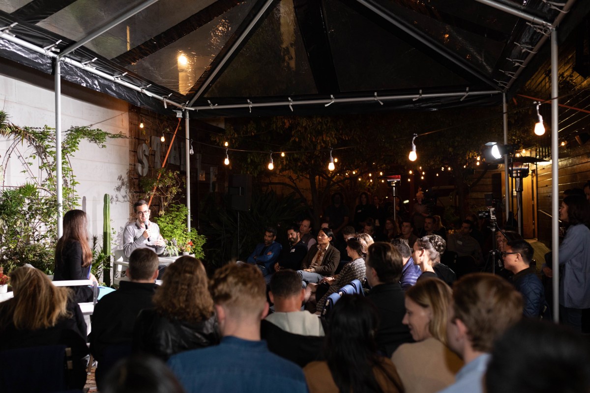 StrictlyVC Heads to Athens for Insightful Tech and VC Discussions