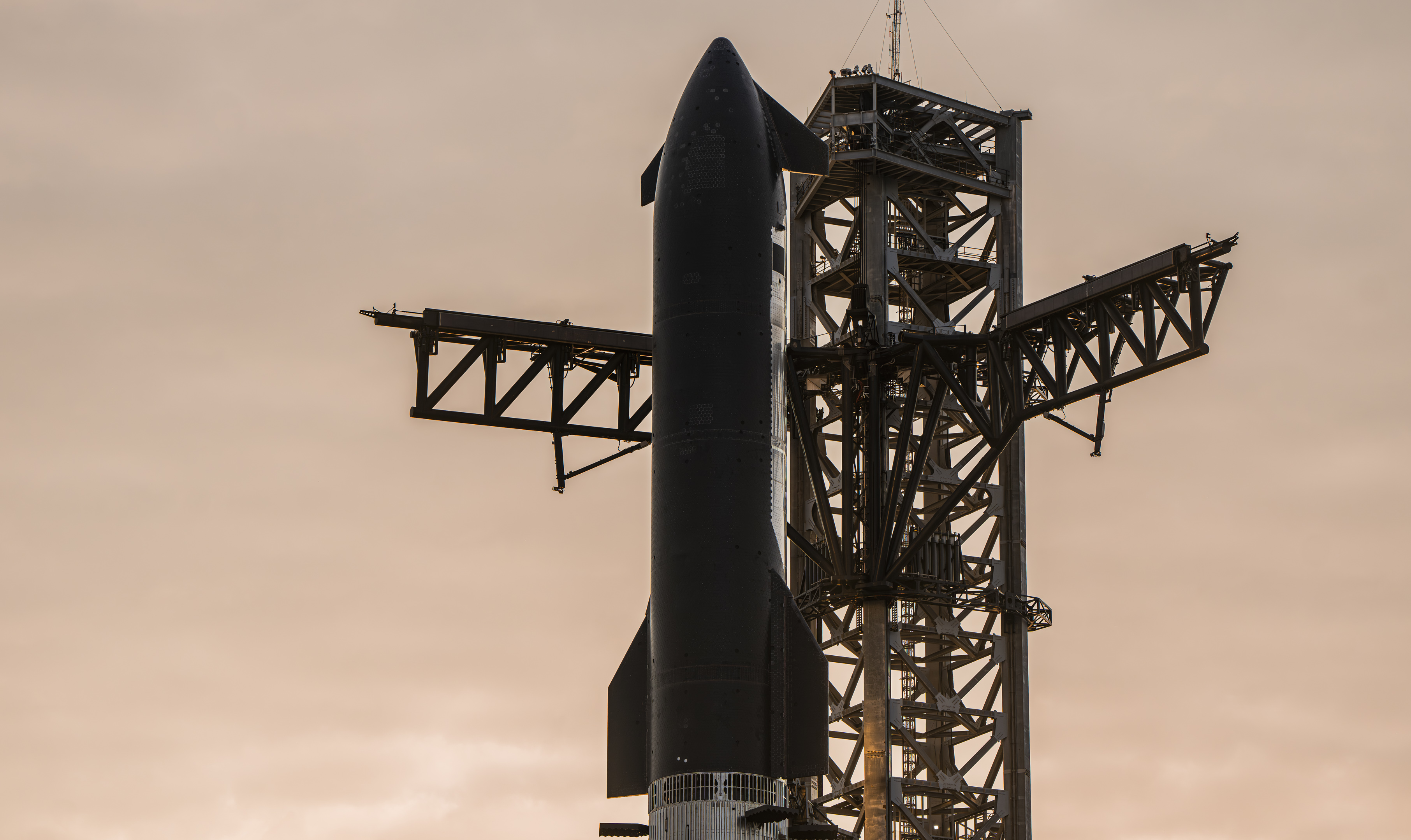 SpaceX Starship Flight 7 Delayed, Set to Launch with Historic Payload Tomorrow