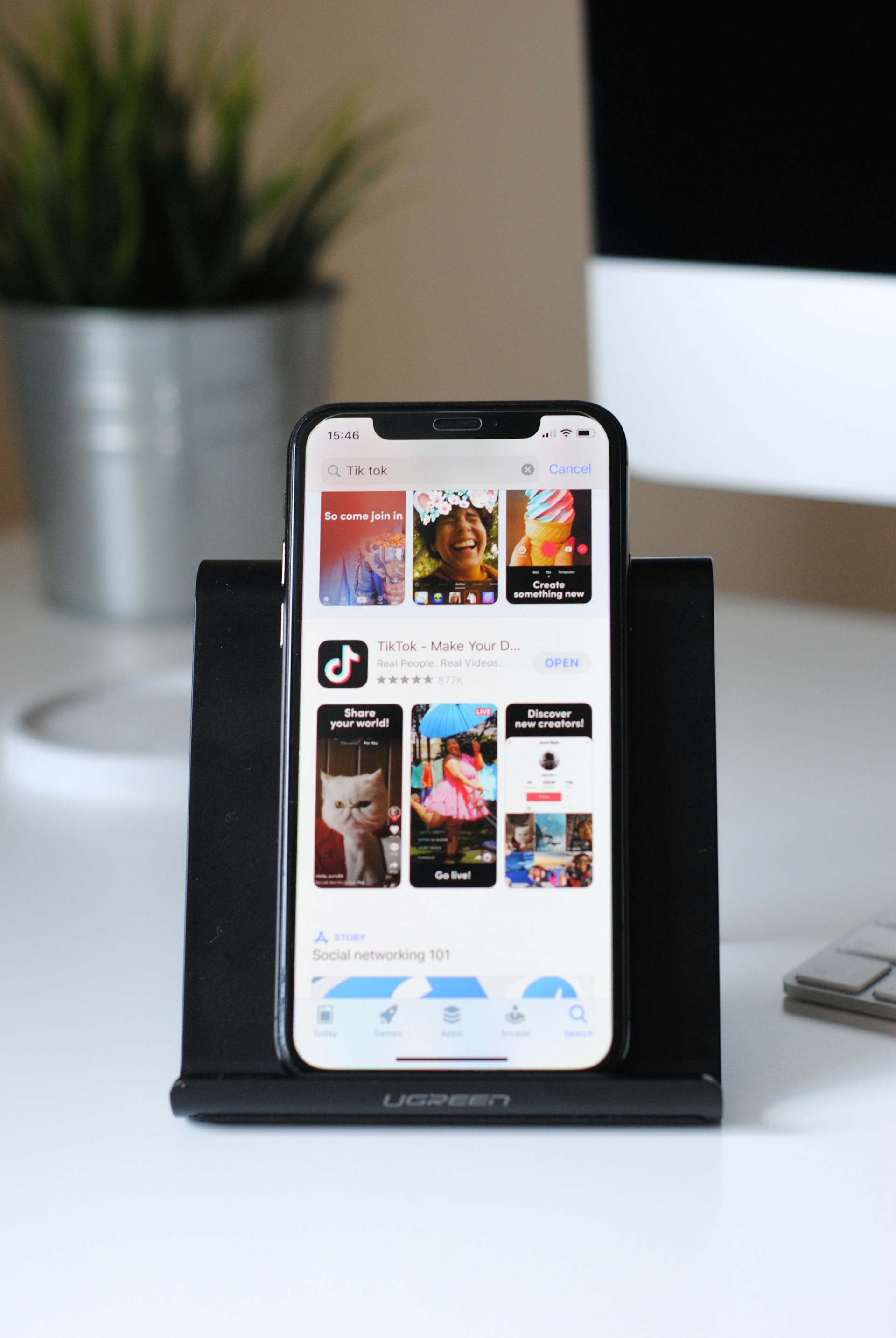 Top 10 Must-Have Tech Gifts for TikTok Enthusiasts This Holiday Season