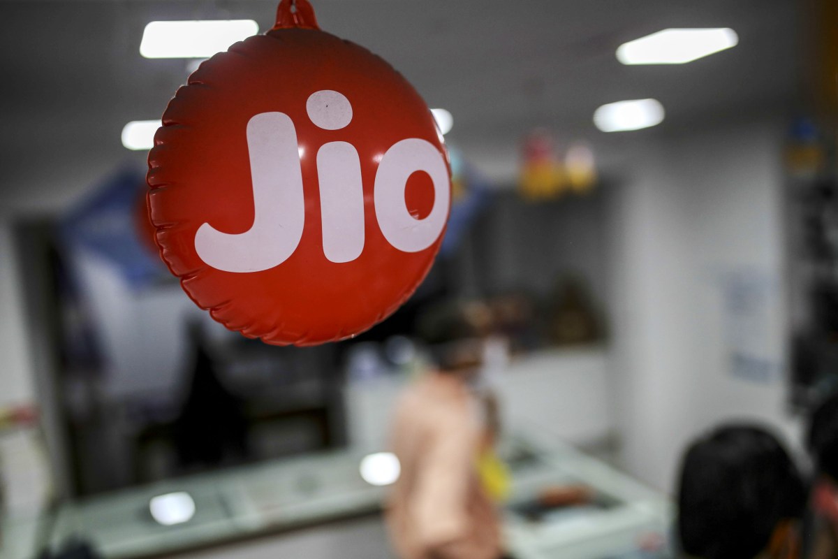 Reliance Launches $13 4G Phones to Capture 2G Users in India