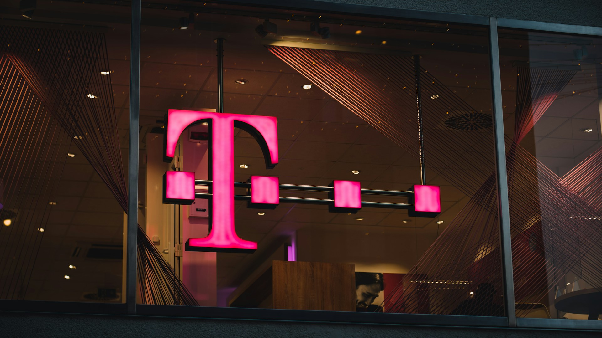 T-Mobile Data Breach Settlement Checks Set to Arrive Soon
