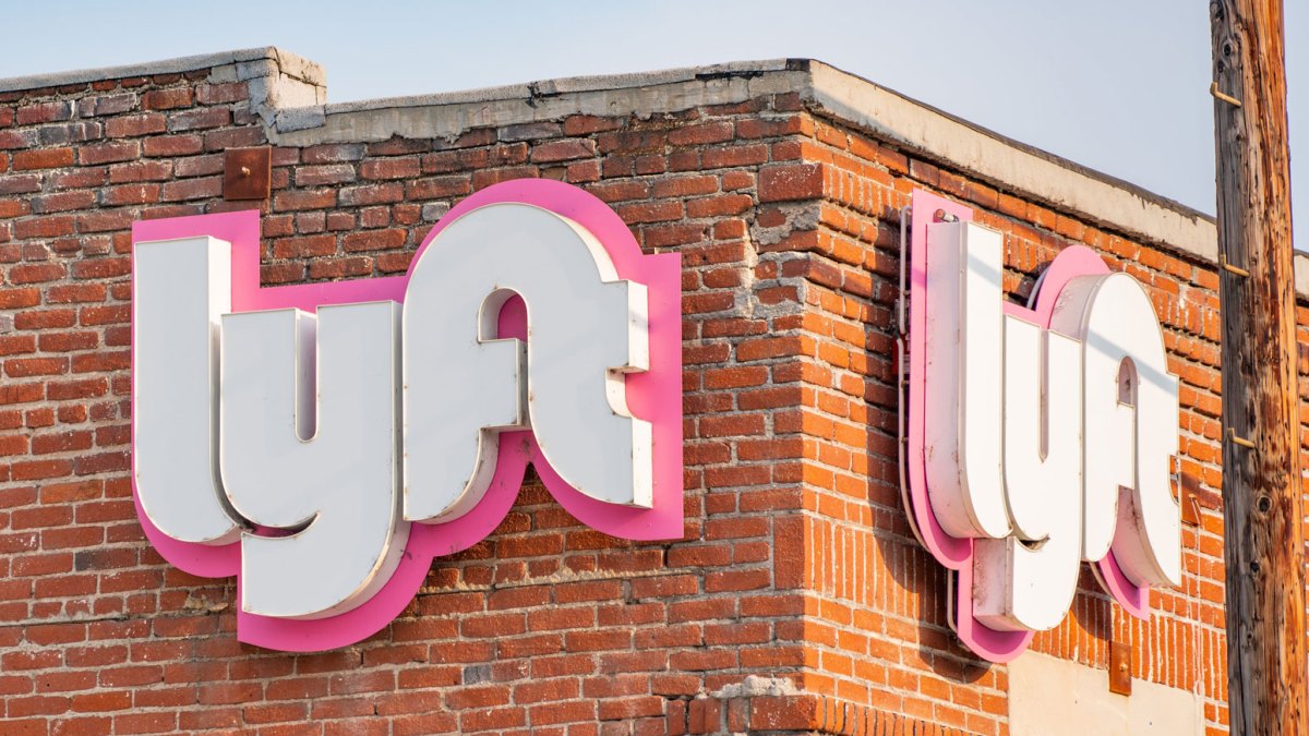 FTC Imposes $2.1M Fine on Lyft for Misleading Driver Earnings Claims