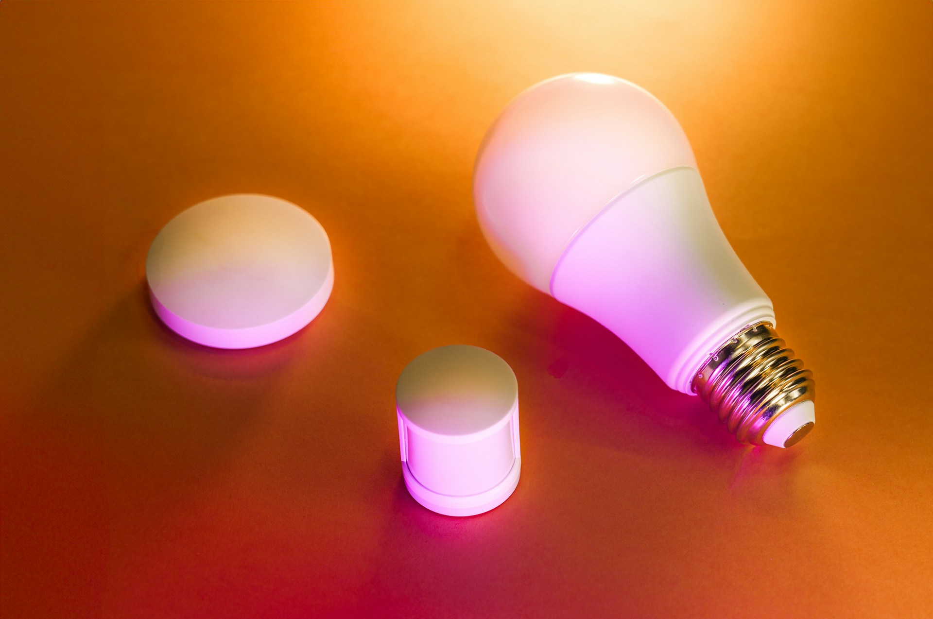 Elevate Your Home Lighting: Essential Tips for Smart Bulb Maintenance