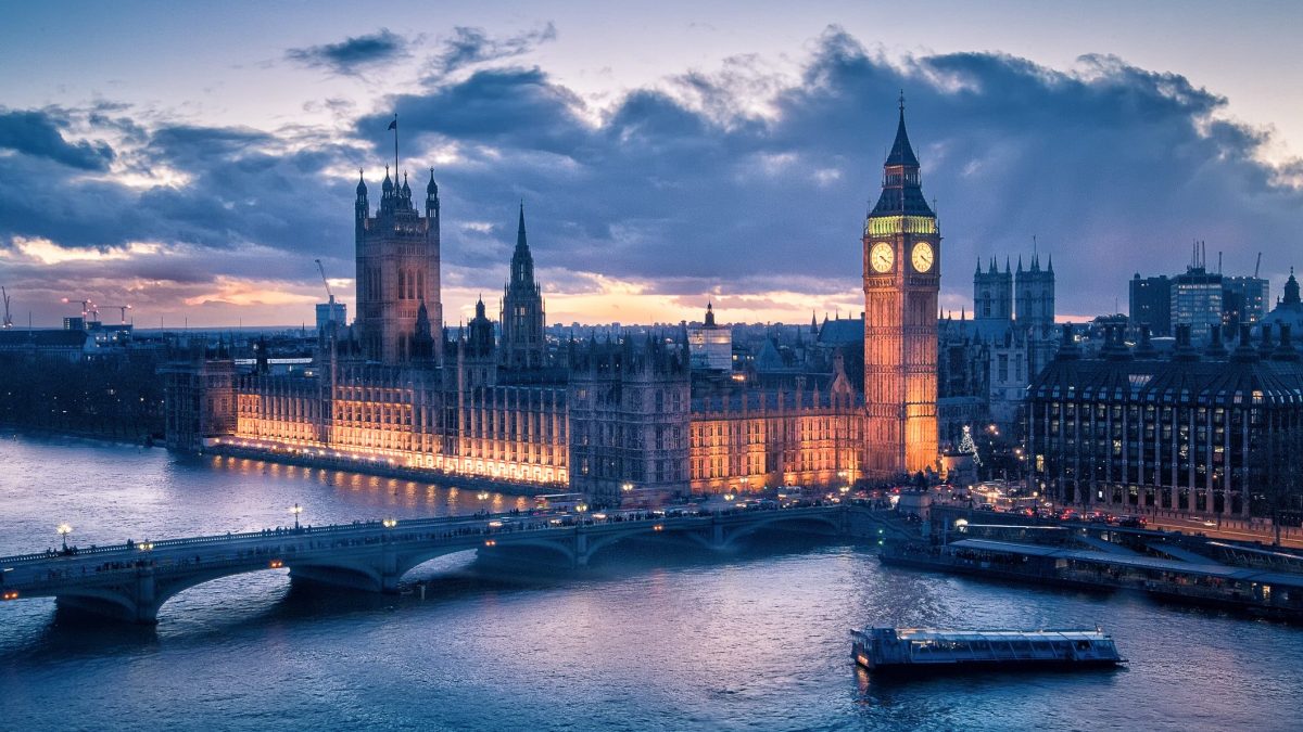 UK Unveils Ambitious AI Investment Plan for National Renewal