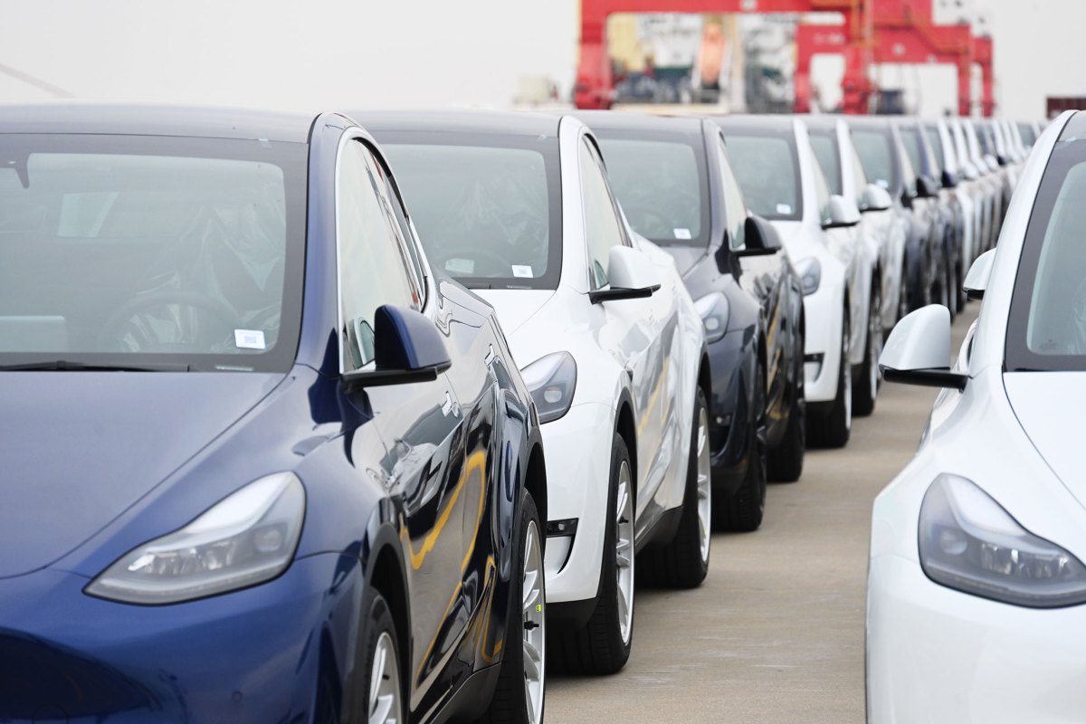 Tesla's Vehicle Programs Chief Leaves for Waymo Ahead of Robotaxi Launch