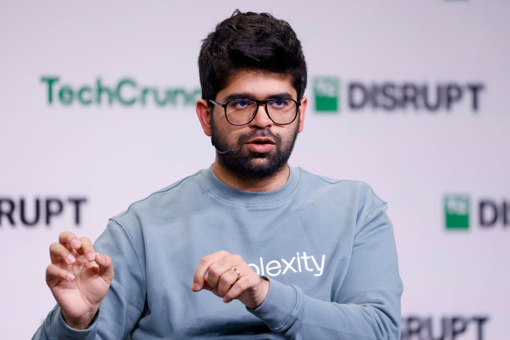 Perplexity Acquires Read.cv, Enhancing AI-Powered Professional Networking