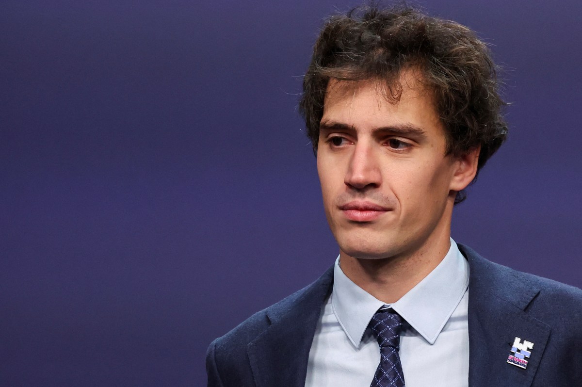 Mistral AI Eyes IPO, Expands Operations in Asia-Pacific