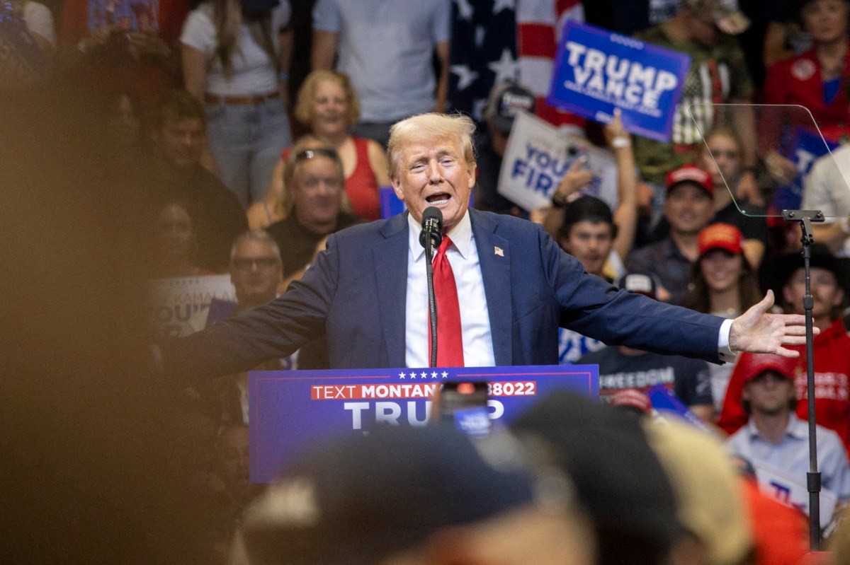 Trump Issues Executive Order to Delay TikTok Ban for 75 Days