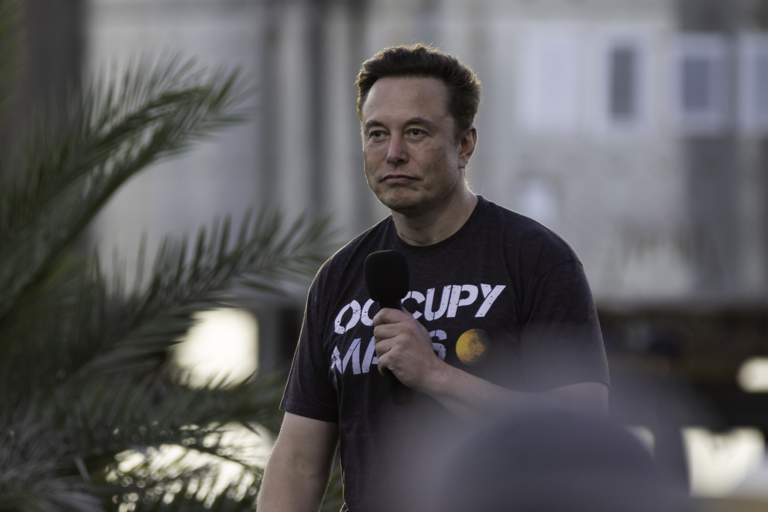 Canada Cuts Ties with Starlink Amid Trump Tariffs—What’s Next for Musk?