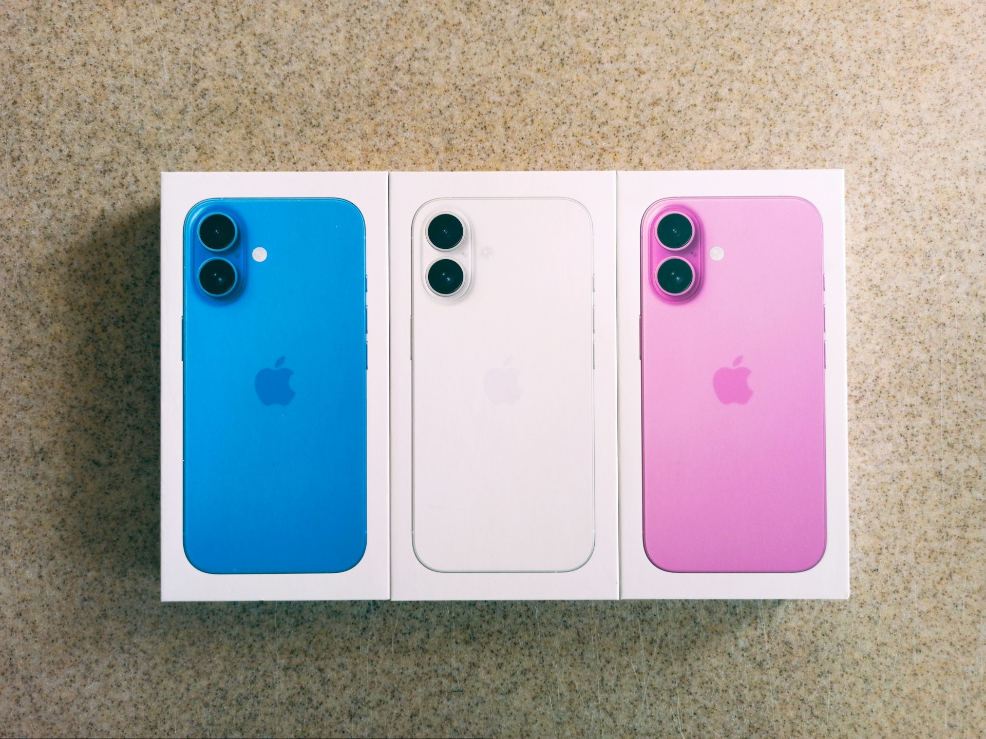 Apple Fixes iPhone 16 Pro's Random Crashes in Upcoming iOS 18.1 Update