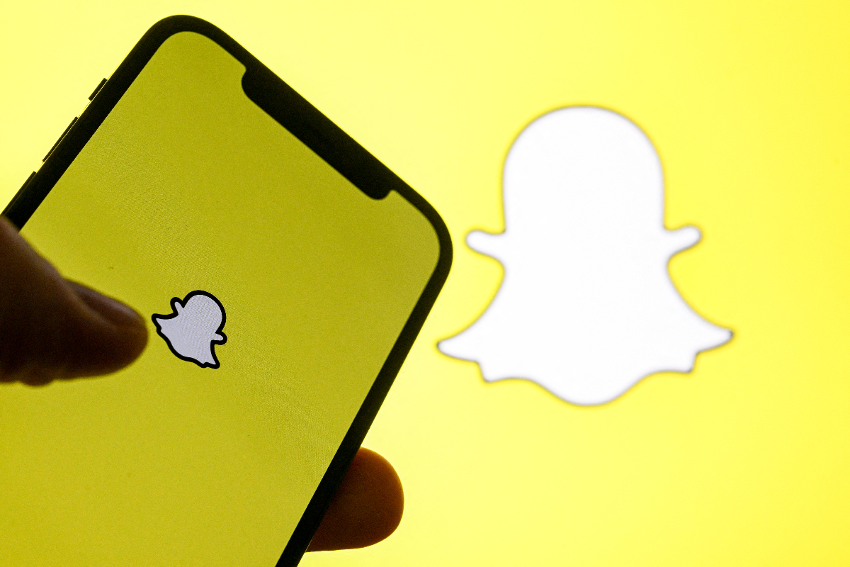 Snapchat Unveils Sponsored AI Lenses for Brand Engagement