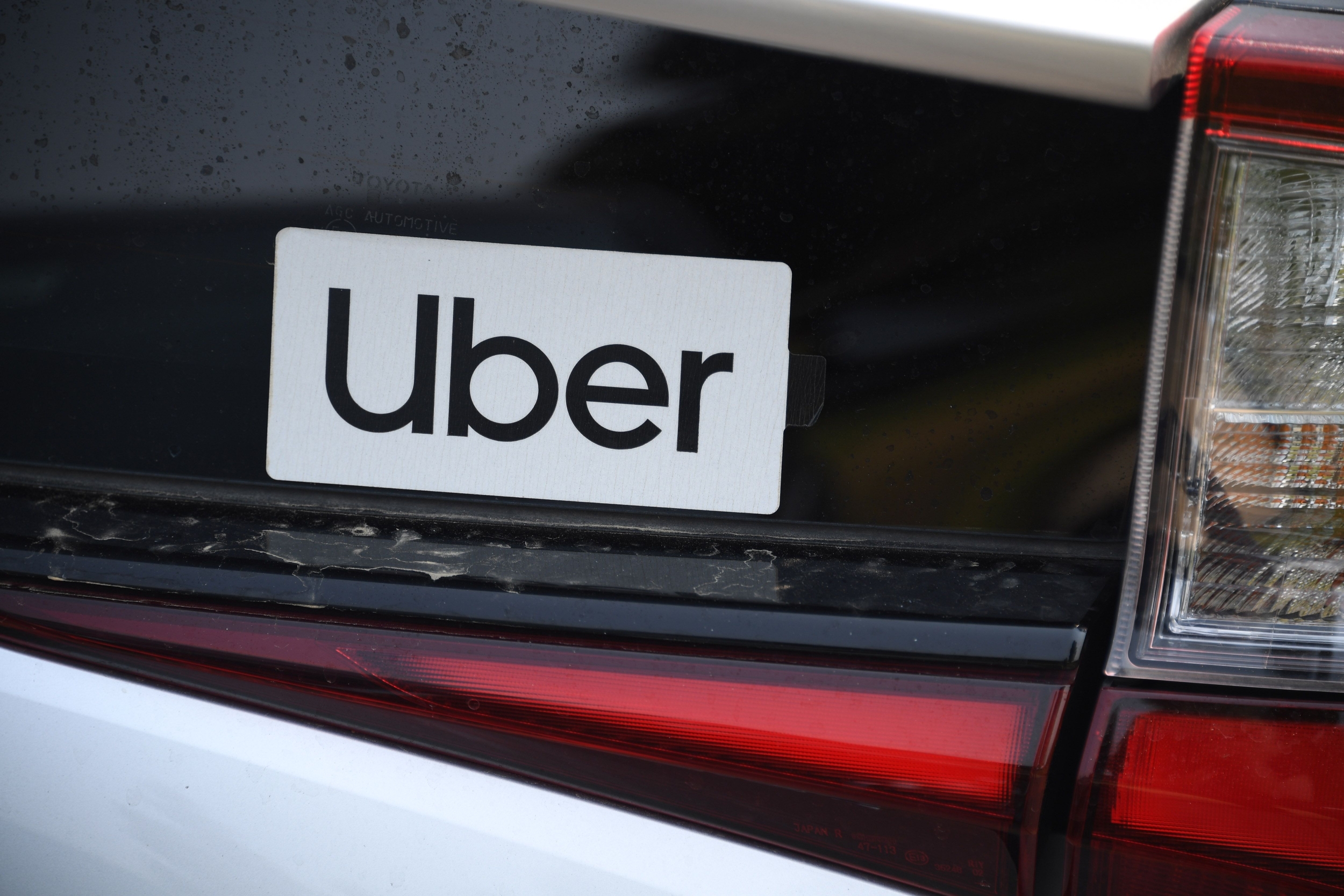 Uber Green Goes Fully Electric with 180,000 EV-Exclusive Drivers