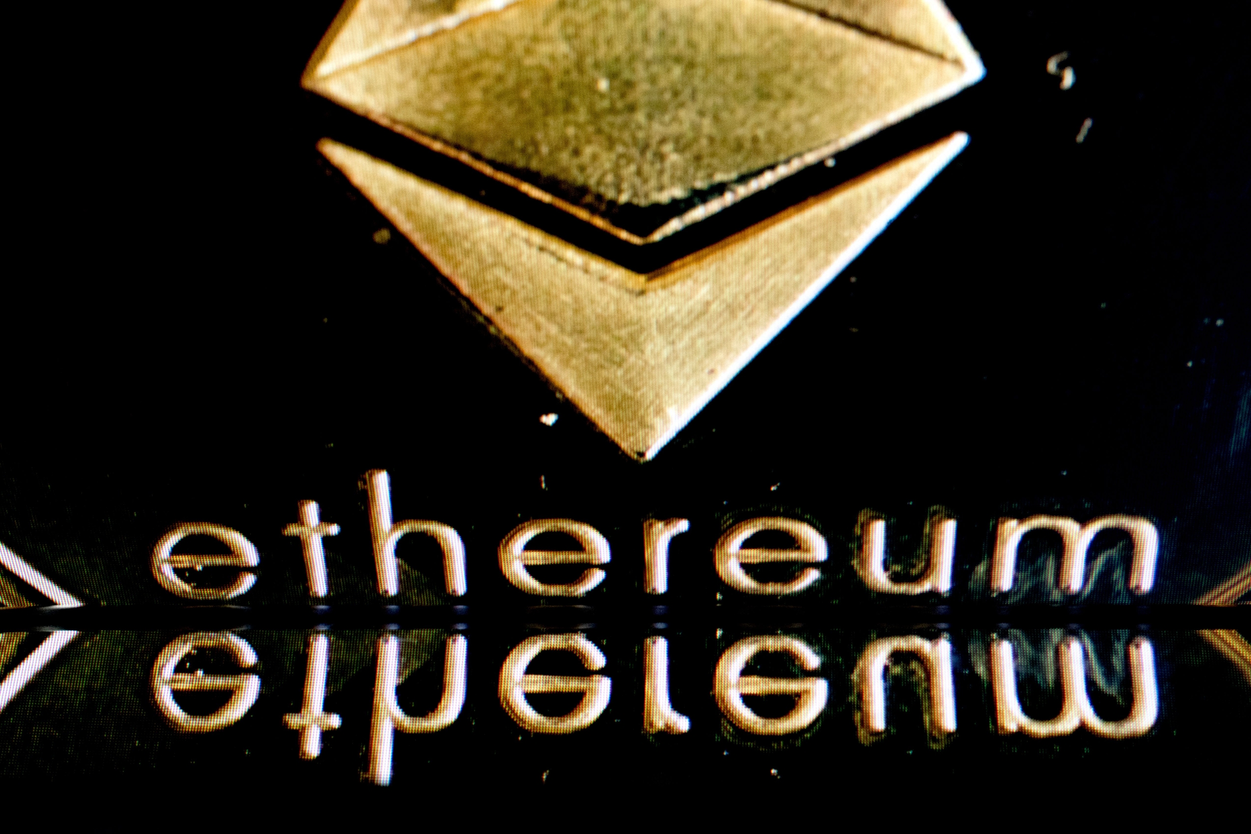 Radiant Capital Hacker Moves $52M Stolen Crypto to Ethereum