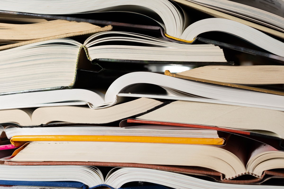 NaNoWriMo Shuts Down After AI Controversies and Financial Struggles