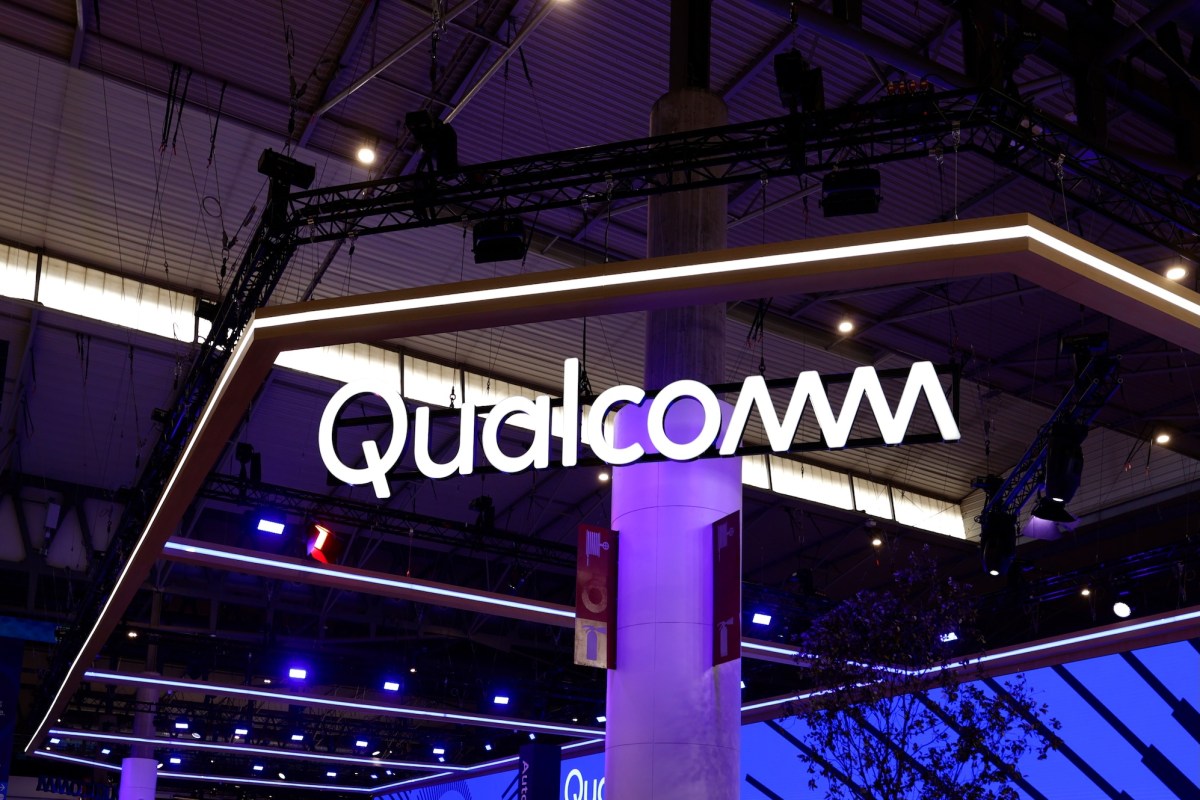 Qualcomm Unveils Snapdragon X Chips for Mid-Range PCs at CES 2025