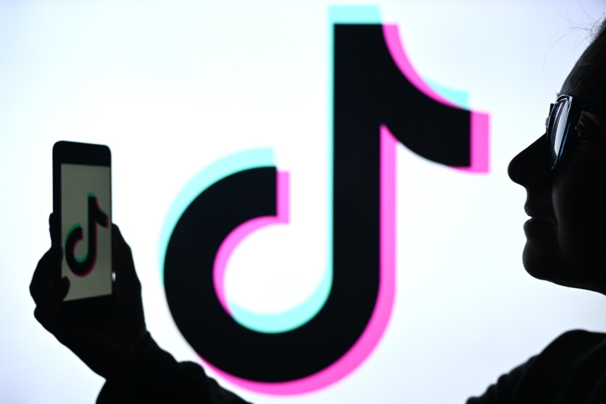 TikTok Takes a Bold Step: New 'Reviews' Tab Aims to Compete with Google Maps