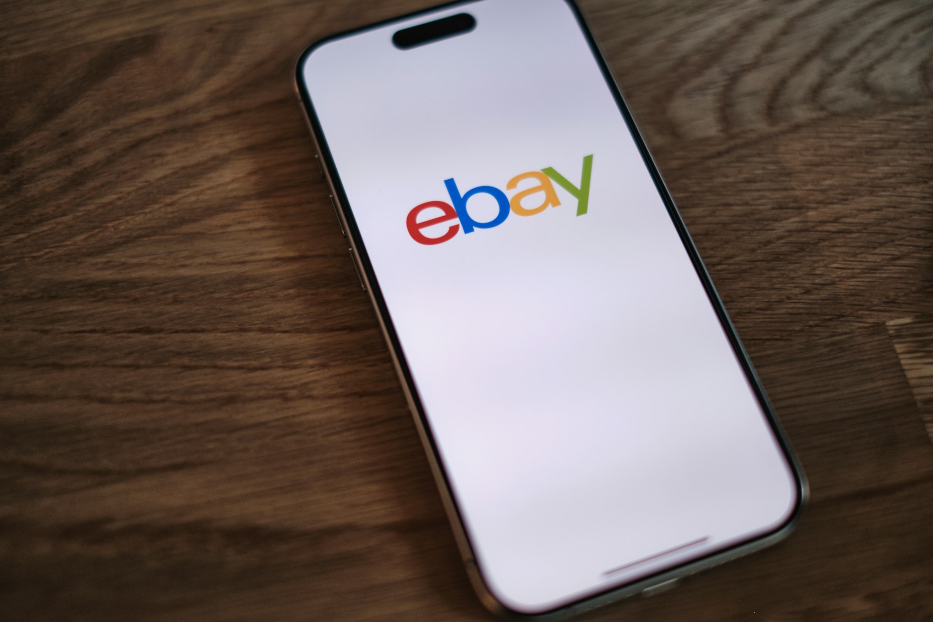 Meta Partners with eBay Following €798M EU Fine: FB Marketplace to Feature eBay Listings