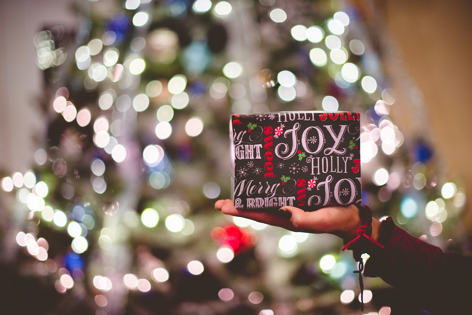 Holiday Shenanigans: 25 Christmas Party Games to Make Your Season Bright