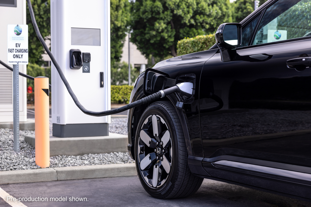 Honda and Acura EV Owners to Access Tesla Superchargers Starting June